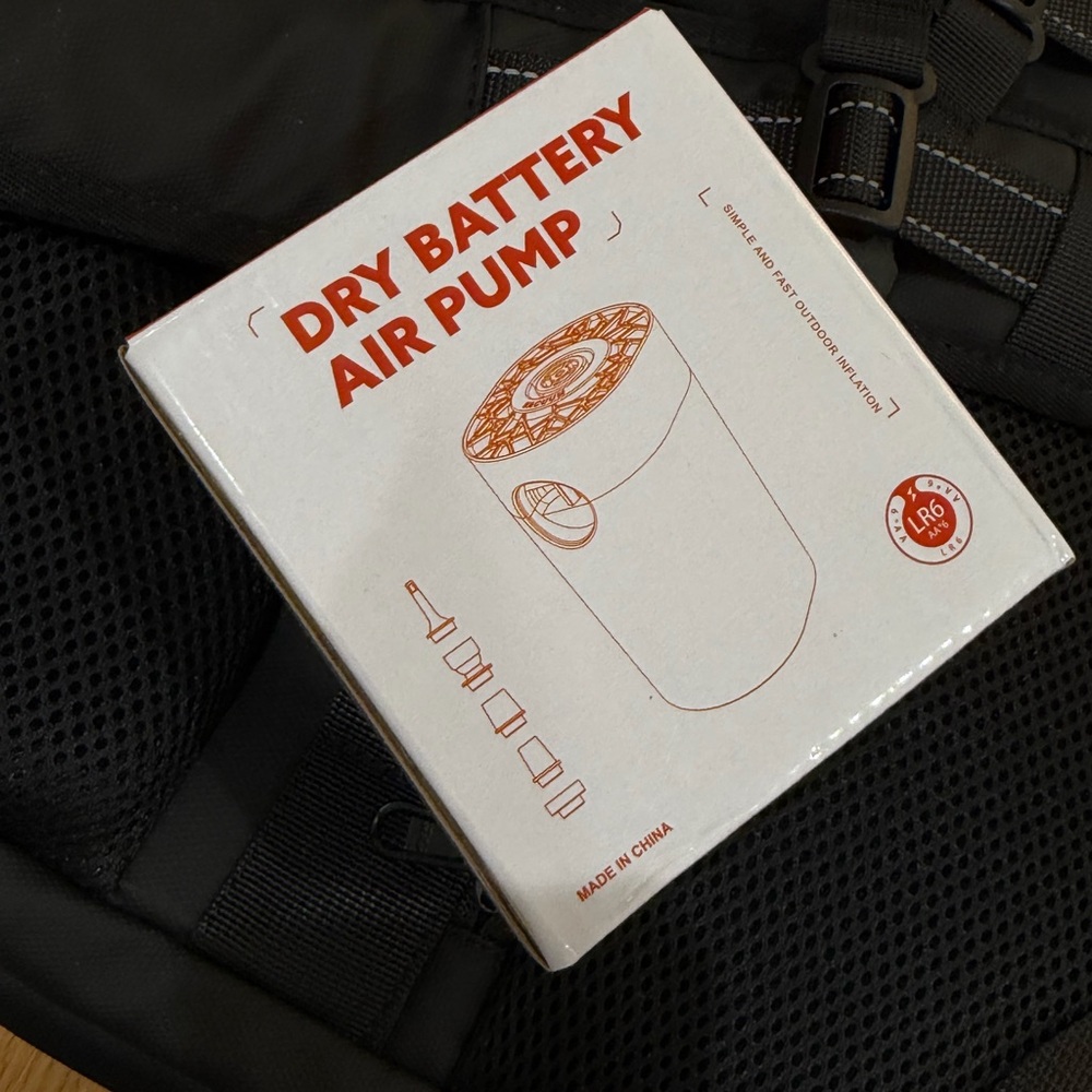 NWOT Vacuum Seal Swiss Lock Black Travel Backpack with Pump - Picture 4 of 14